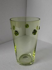 vaso da fiori di design in vetro verde fluo con applicazioni