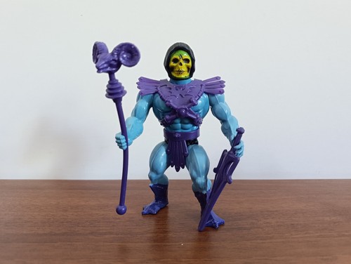 Translucent head skeletor - head,