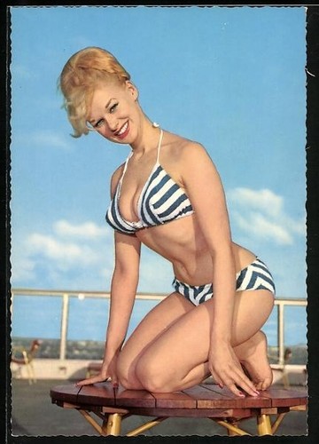 Cartolina donna bikini a - cartolina, in