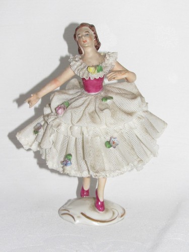 04i37 statuetta porcellana - statuetta,