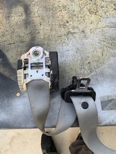 cintura di sicurezza opel