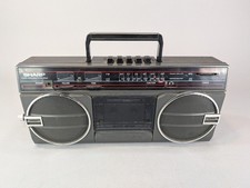 Radio d'epoca a cassette Sharp