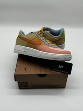 DM0984-700 Nike Air Force 1