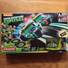 Pista Elettrica Carrera Modello tartarughe ninja USATA POCO + REGALO FLIPPER TOP