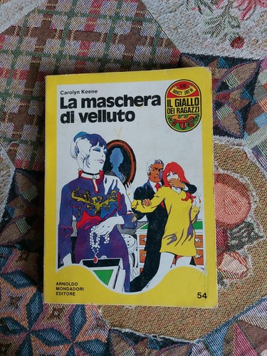 Mondadori giallo dei - il,