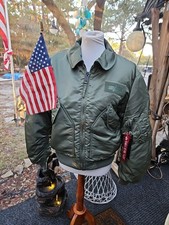 Alpha Industries MA-1 Bomber