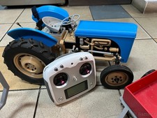 Trattore radiocomandato TEA20