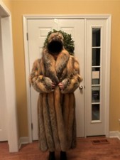 Women’s Cross Fox Fur Coat