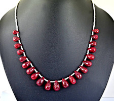 Collana di design con pietre