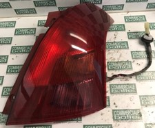FARO POSTERIORE DESTRO SUZUKI SWIFT ANNO 2007 - COD. P4476R 