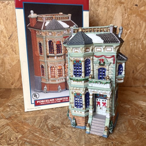 Lemax caddington christmas - lemax,