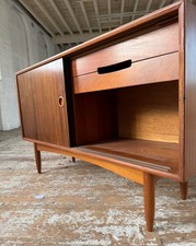 credenza vintage guarisce anni