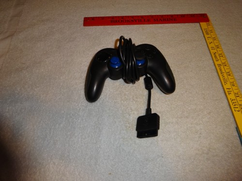 Playstation controller - 2,