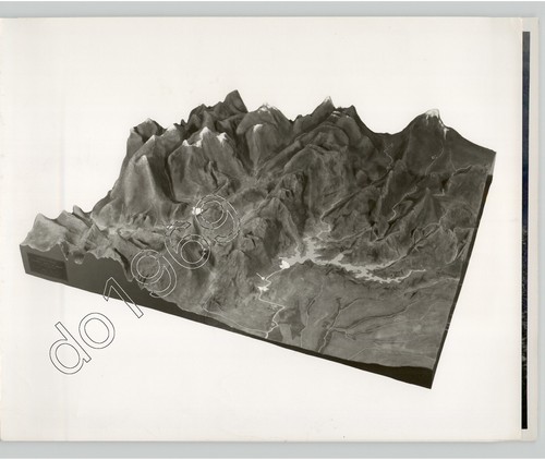 Miniature model trinity - of,