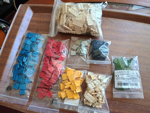 Lotto lavoro ricambi lego - di,
