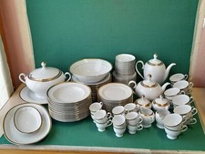 SERVIZIO DA TAVOLA COMPLETO