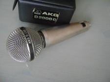 AKG D 2000 C microfono