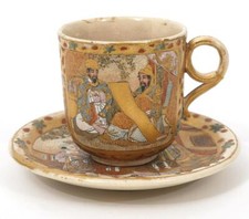 Antico set tazze e piattini