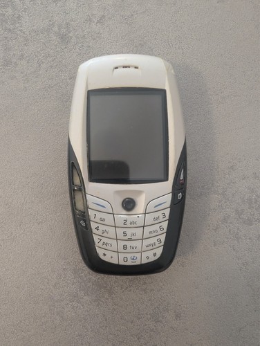 Nokia 6600 non - funzionante,