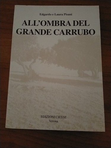 All ombra del grande - grande, carrubo