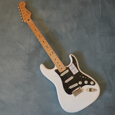 Fender Made in Japan Hybrid II