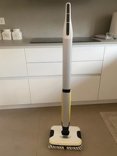 KARCHER Scopa a Vapore Lavapavimenti senza Sacco 2.85 Ah 10557010 FC 7 CORDLESS