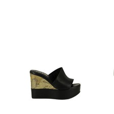 Alviero Martini Prima Classe