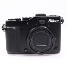 Nikon P7000 fotocamera compatta (ricambi/difettosa) -VM 6934-