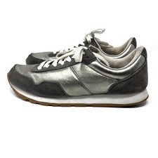Zara Women’s Silver and Gray