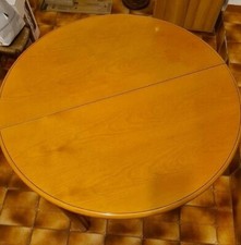 TAVOLO ROTONDO COLORE CILIEGIO- ALLUNGABILE OVALE FINITURA LUCIDO