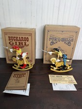 Lotto di 2 figurine ATTAKUS