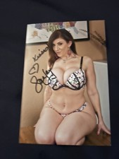 Pornostar SARA JAY foto