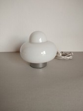 piccola lampada da tavolo