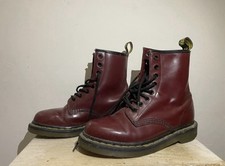 Dr. Martens 1460 Stivali Stringati per Unisex - Cherry Red Smooth, EU 37