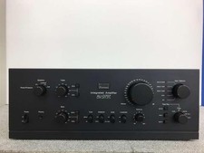 Amplificatore integrato Sansui
