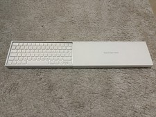 Apple Magic Keyboard Tastiera Wireless - Bianca Con Cavo E Panno