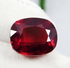 Gemma sciolta rubino rosso