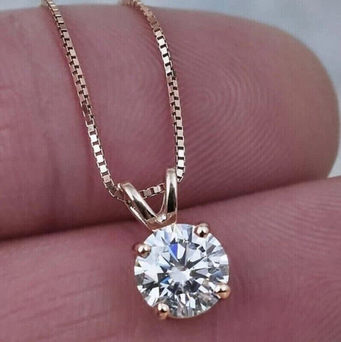 Ciondolo solitario diamante