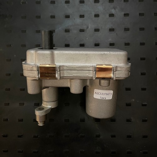 Attuatore turbocompressore