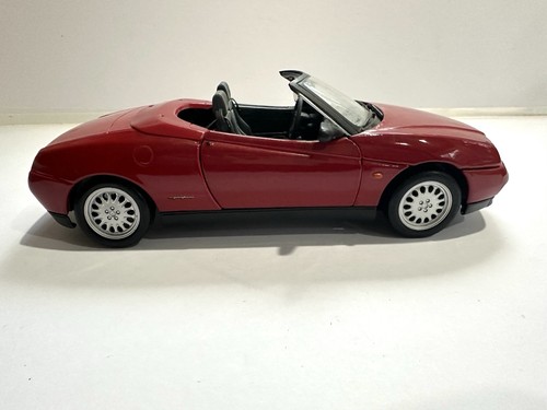 Maisto 1995 alfa romeo - maisto,