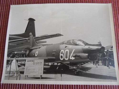 Photo ancienne avion militaire - ancienne,