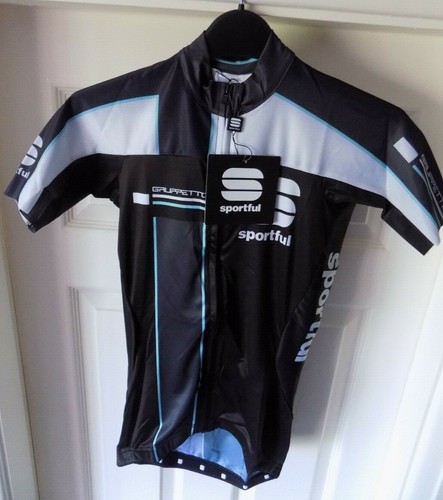 Gruppo sportivo con - , maglia