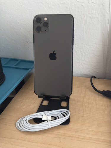 Apple iphone pro - 11,