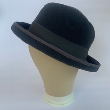Seconds - Cappello Bowler fatto a mano in Ecuador. Cappello grigio scuro. Misura 58 cm.
