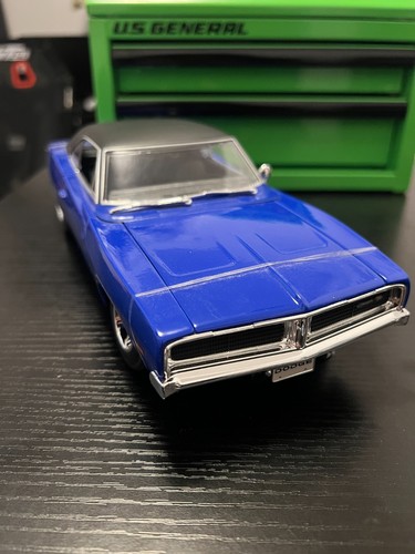 Modellino auto dodge charger - modellino,