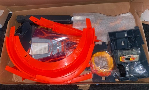 Hot wheels volcano blowout - wheels,