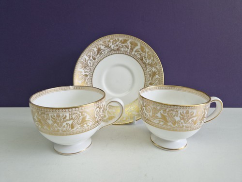 Wedgwood gold florentine tazze - florentine,