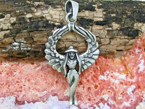 Angelo stile giovinezza design