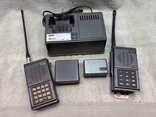 Radio icom 4at uhf 440mhz - icom,