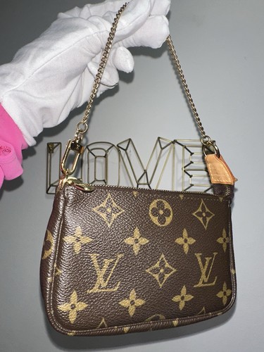 Louis vuitton pochette - louis,